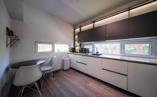Duplex modern cu 4 camere, curte amenajata, com.Berceni - Poză 6