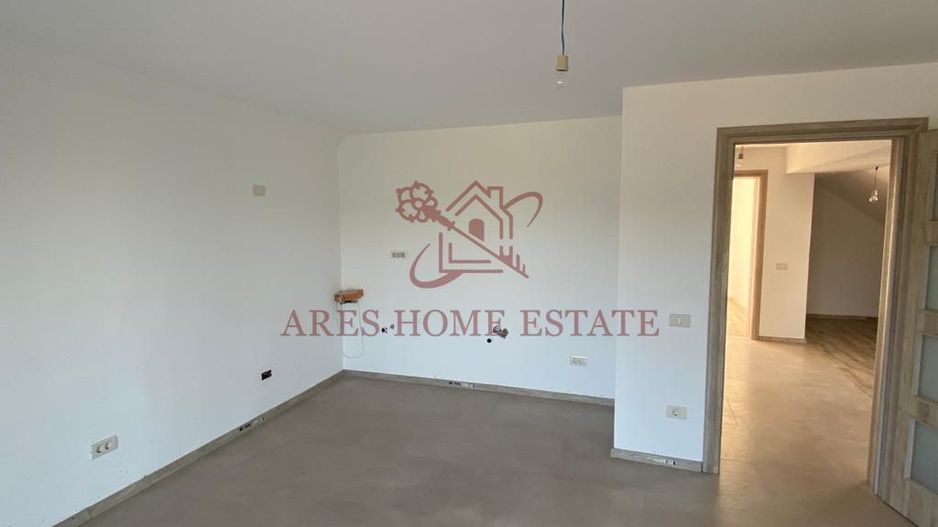 Casă 5 camere, 2 niveluri, intrări și utilități separate – Șag - Poză 18