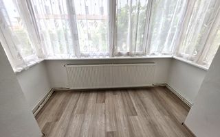 Apartament 2 camere, etaj 3, renovat, zona Bulevardul Transilvaniei - Poză 2