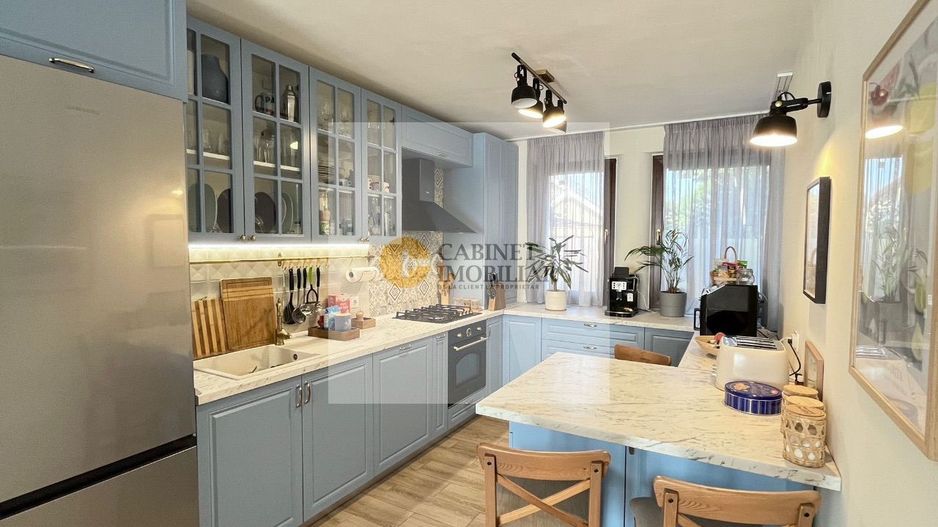 Pipera, Vila Premium 4-5 Camere, Renovată și Mobilată | Garaj + Terasa - Poză 2