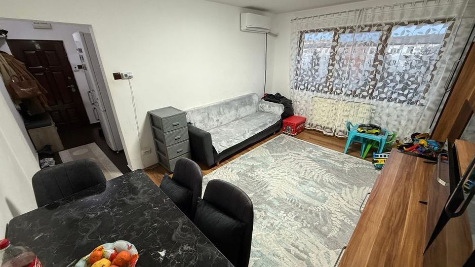 BRASADAS vinde ap 2 cam etaj 4/4 in Micro 15. - Poză 5