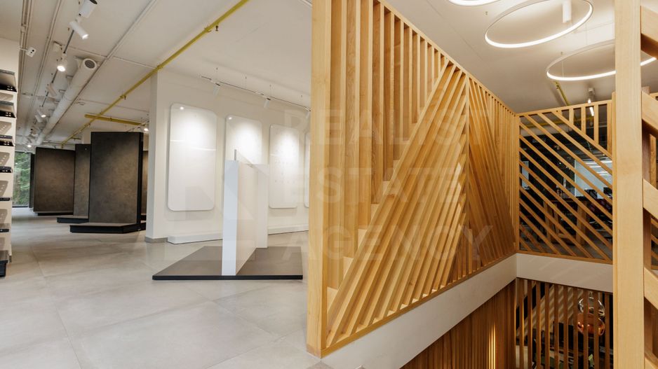 Vânzare, spațiu comercial, amplasat în Ungheni, pe str. Mihai Eminescu - Poză 34