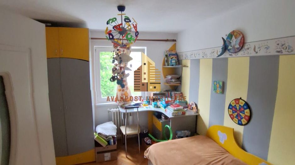 | Apartament cu 3 camere de vanzare | Cartierul Grigorescu | Etaj 2| Decomantat| - Poză 5