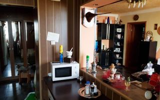 Tomis Nord - Banca Religiilor - Apartament compus din 4 camere, etaj 3. - Poză 6