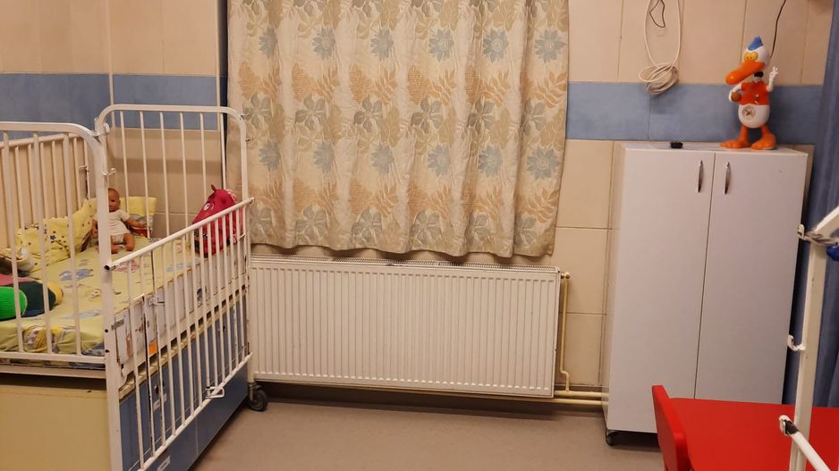 Proprietate versatilă, ideală pentru activități sociale, medicale sau - Poză 14