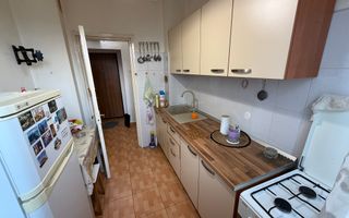 Apartament 3 camere 60 mp etaj 2 - Campina ,langa OMV - Poză 9