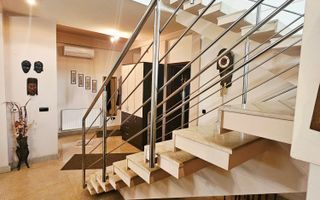 🏡 Casă deosebită – 2 unități locative, 6 dormitoare, zona Albert - Poză 99