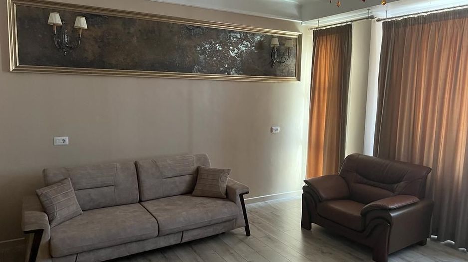 Apartament 2 camere foarte spatios, zona centrala - Termen Lung - Poză 1