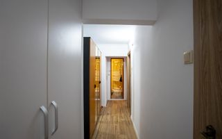 Apartament renovat 3 camere 2 bai parter inalt - Poză 7