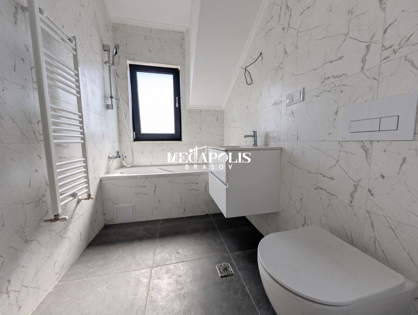 Apartament 3 Camere Sanpetru - Poză 10