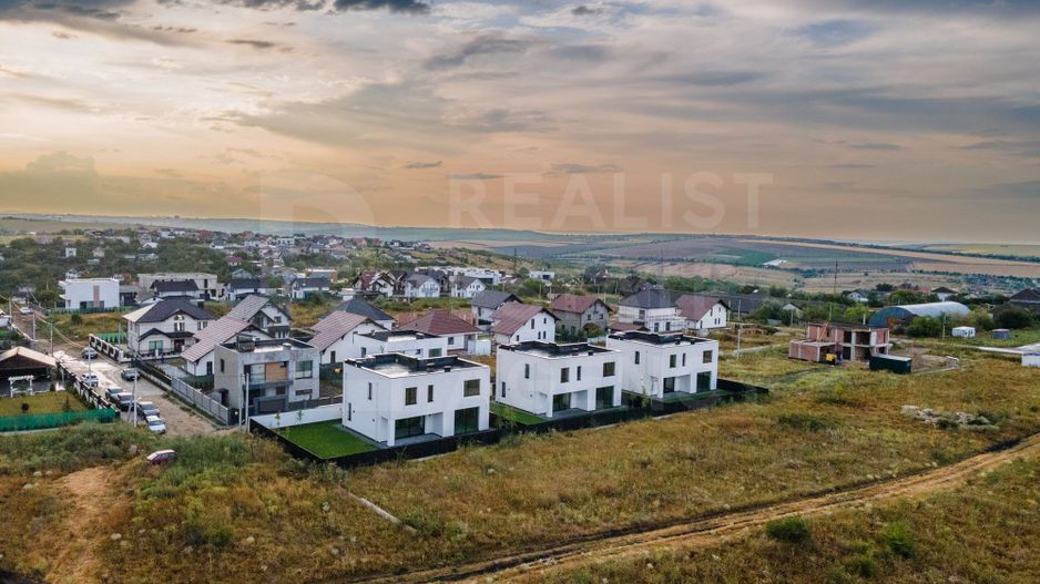 Vânzare, casă Hi-Tech, strada Sfântul Pantelimon, Tohatin - Poză 28