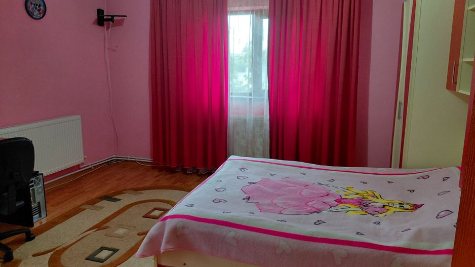 Casă Spațioasă P+1+M, 265 mp Utili, 1000 mp Teren – Toate Utilitățile, Vânători - Poză 26