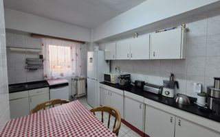 Apartament 3 camere | decomandat | 73 mp | zona centrala - Poză 1