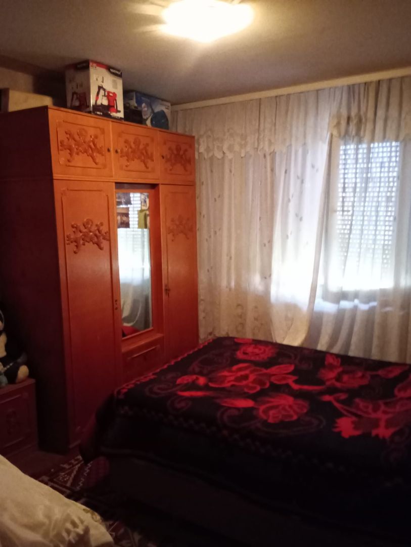 Apartament cu trei camere, Aparatorii Patriei, 130.000€, 0% comision cumparator - Poză 12