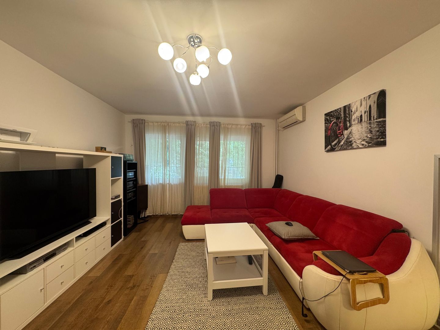 4 camere- DECOMANDAT | AVIATIEI - Poză 2