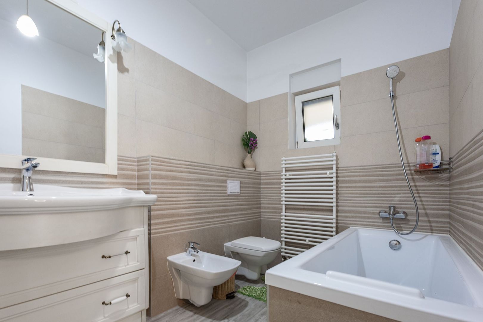 De Vanzare | Vila Lux | Teren 1000 mp | 226mp utili | 3 Bai | Garaj - Poză 21