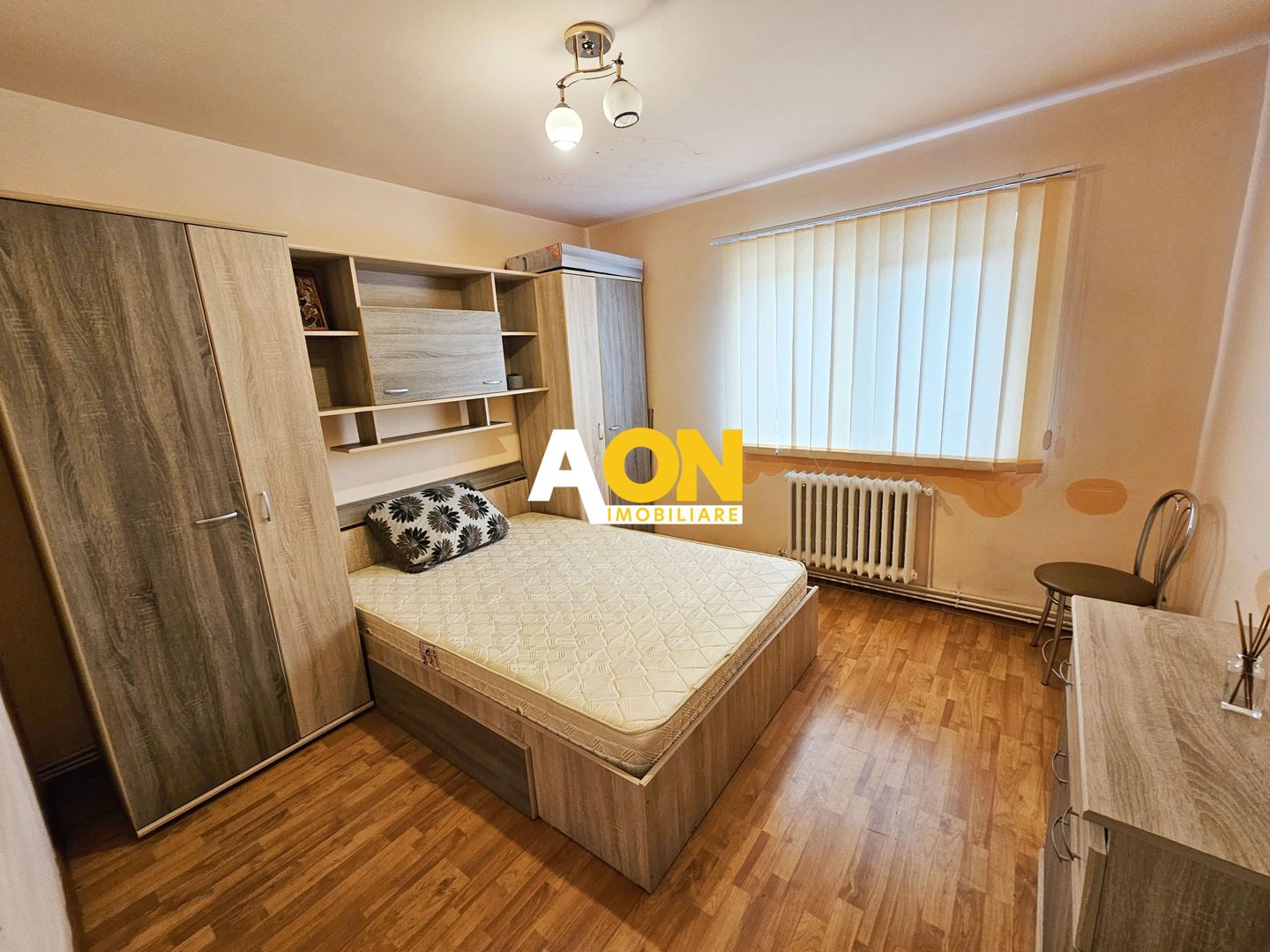 Apartament 2 camere, decomandat, etaj 3, zona Tolstoi - Poză 8