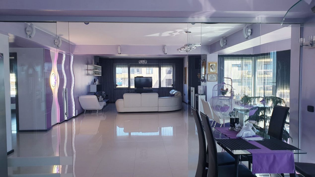 Statiunea Mamaia -UNICAT- Penthouse 220 mp cu vedere frontala la mare si jacuzzi - Poză 11