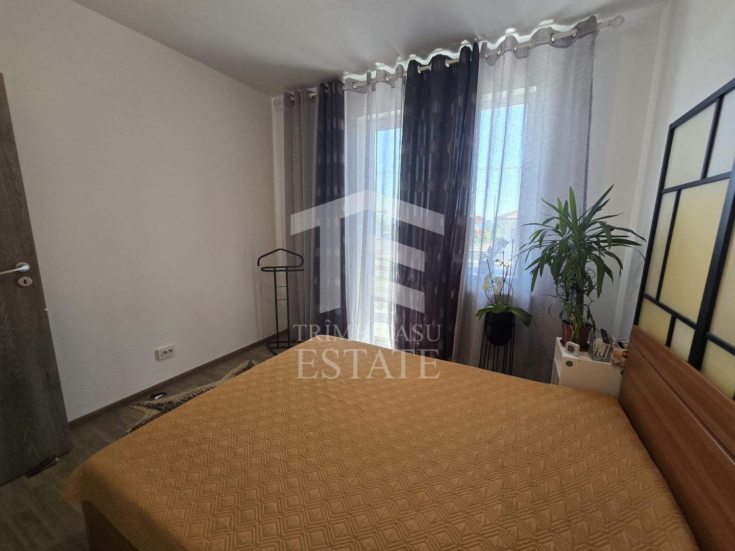 Mangalia - Vila tip duplex moderna. - Poză 19