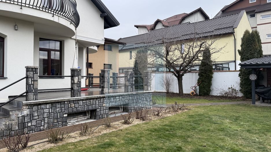 COMISION 0% Casa/Villa 9 camere, singur in curte-zona Tractorul/Brasov - Poză 5