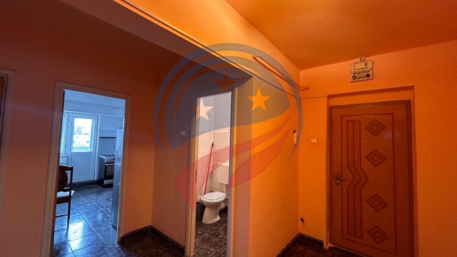 Apartament 3 camere decomandat de inchiriat pe Calea Severinului Craiova - Poză 9