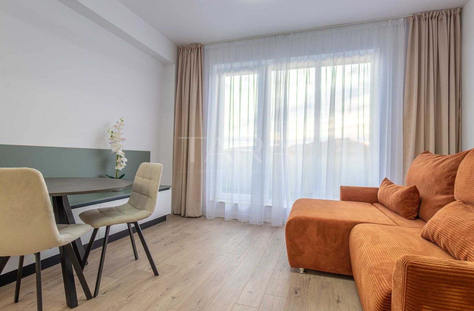 Apartament modern finisat zona Terra, Florești. - Poză 1
