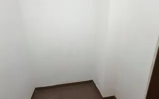 Apartament cu 3 camere decomandat 72 M² cu balcon și pivniță - Poză 14