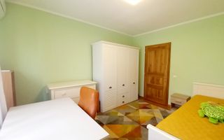 Proprietate deosebită de vânzare în Șelimbăr (zona Dracula) - Poză 8