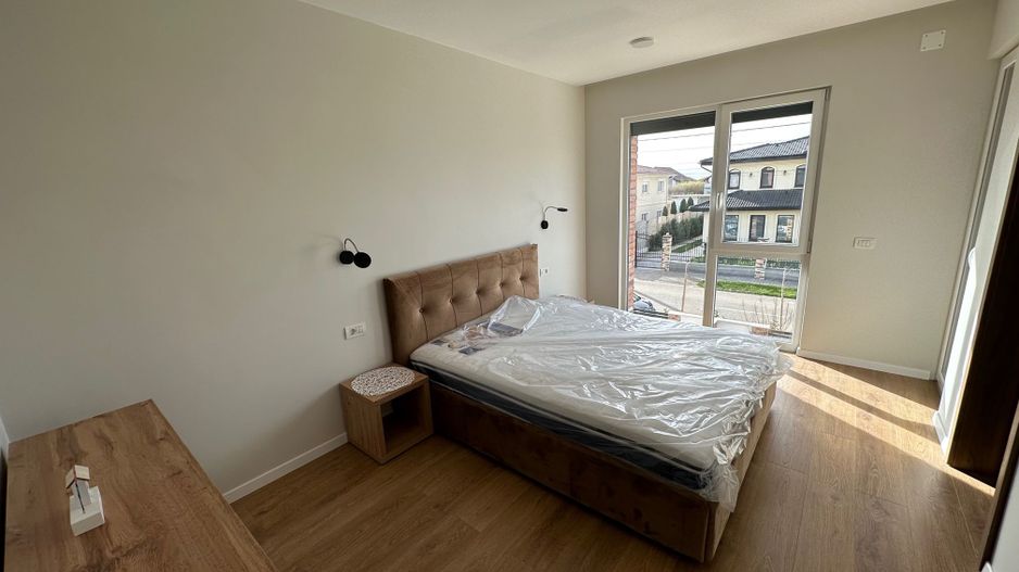 Duplex deosebit cu garaj și subsol - Poză 12