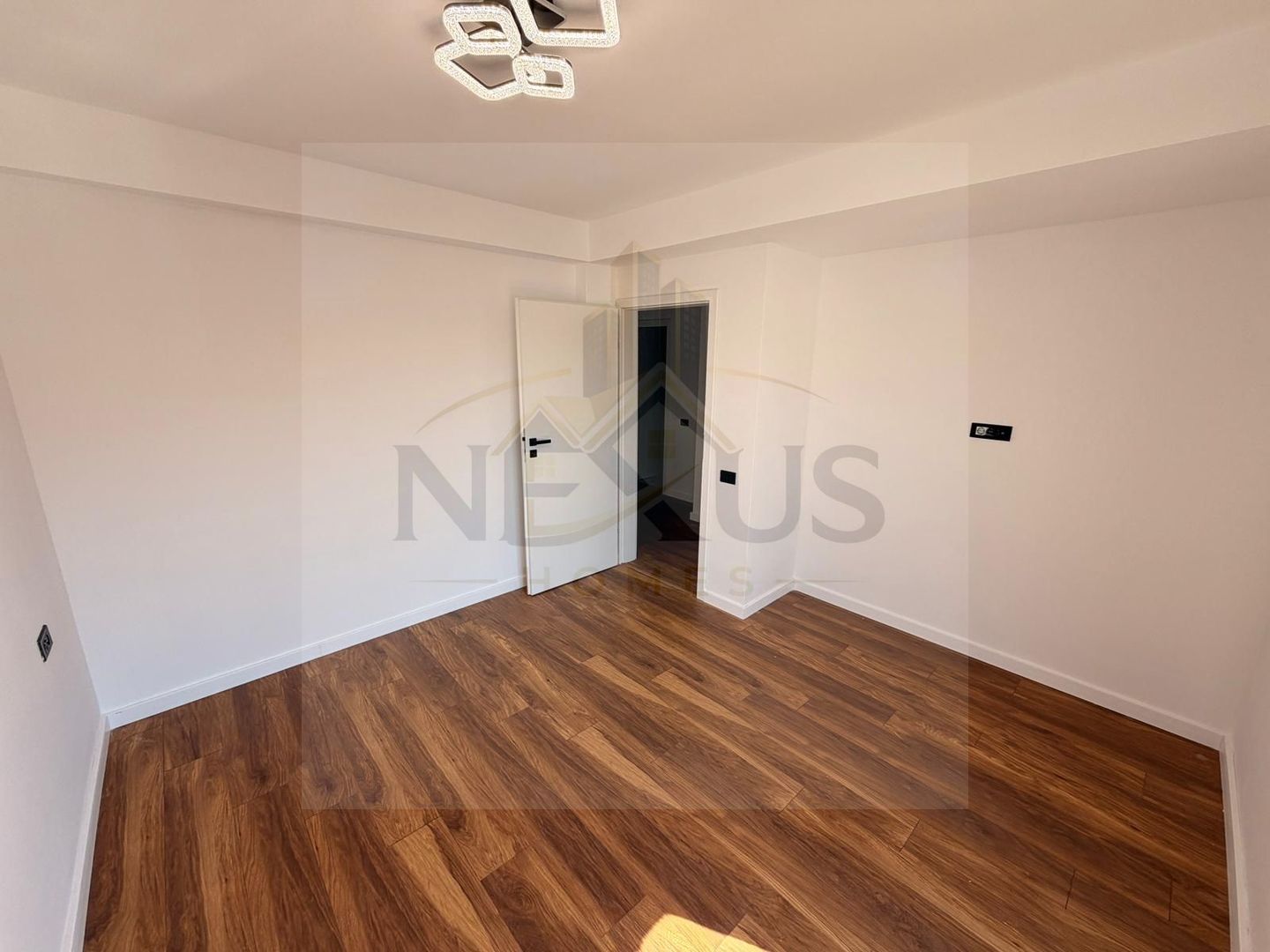 Comuna Berceni - Vila individuala - Mutare rapida - Curte amenajata - Poză 6
