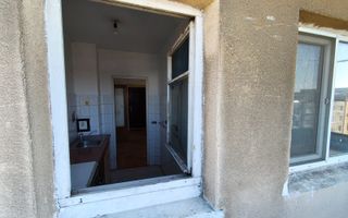 Garsoniera Gorjului-Bloc mixt(200 m metrou-1979) - Poză 10