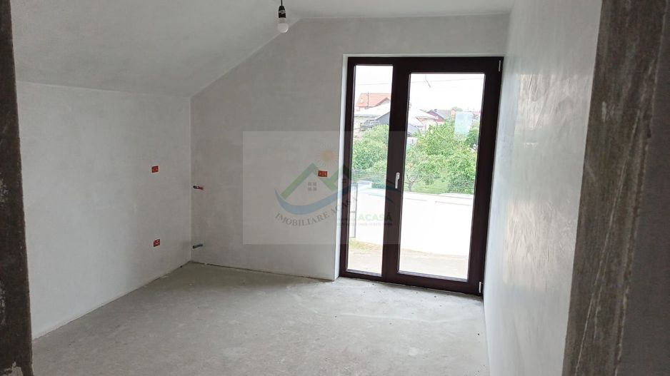 Casă/Vilă Dumbrăveni/Suceava - Poză 11