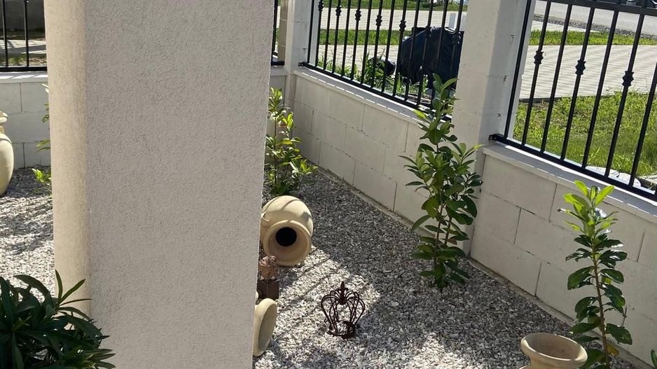 Ocazie! Casă înșiruită în Dumbrăvița, zona Cora - Poză 8