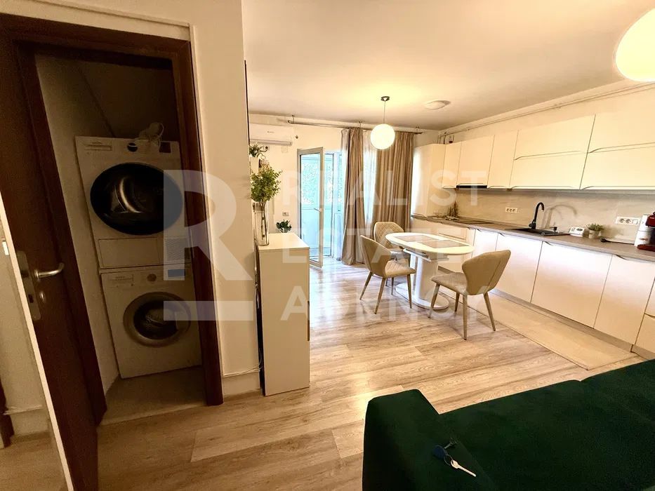 Vânzare, apartament 3 camere, zona Pacii - Poză 2