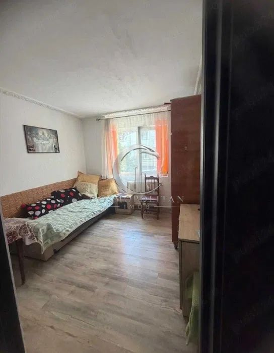 Apartament cu 3 camere ~ zona Micro 3 ~ etaj 1 din 4 ~ - Poză 3