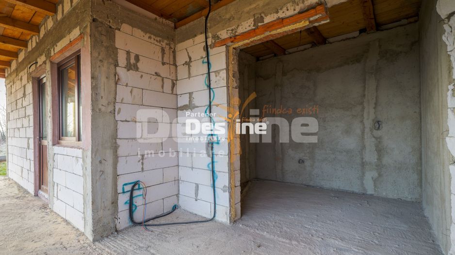 Casă individuală 3 camere 75 mp P+POD 570 mp teren - Poză 8