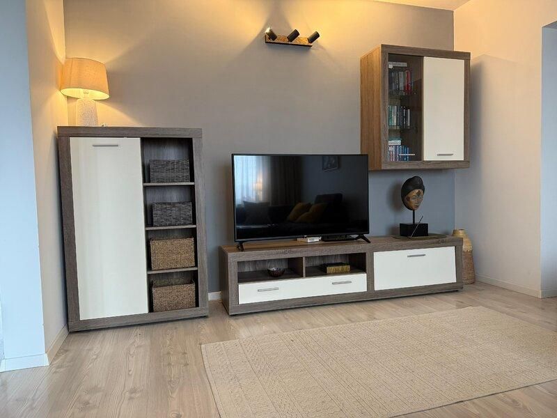 AP. 3 CAMERE BRANCOVEANU, BLOC REABILITAT,  MOBILAT/UTILI MODERN - Poză 2