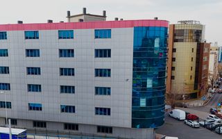 Spatiu de birouri de 500 m2 - Etaj complet de inchiriat in zona Grozavesti - Poză 9