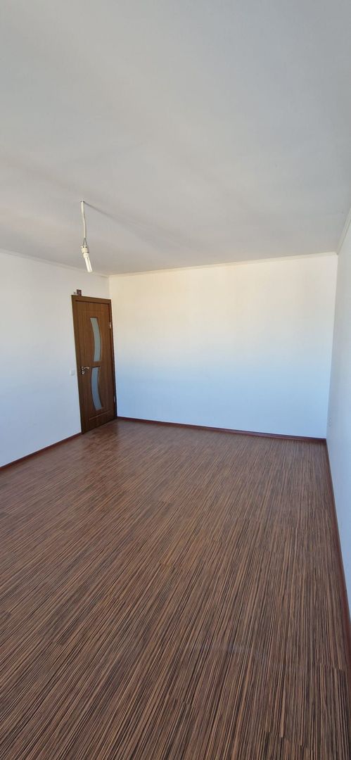 Apartament decomandat 2 camere, complet renovat - Poză 3