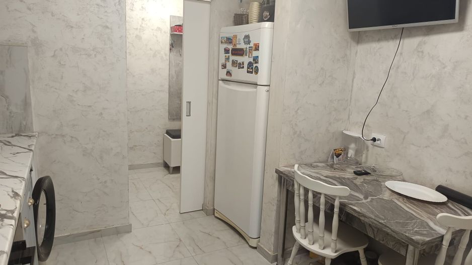 Apartament renovat 2 camere Dec 52 mp Tatarasi 93900 euro - Poză 12