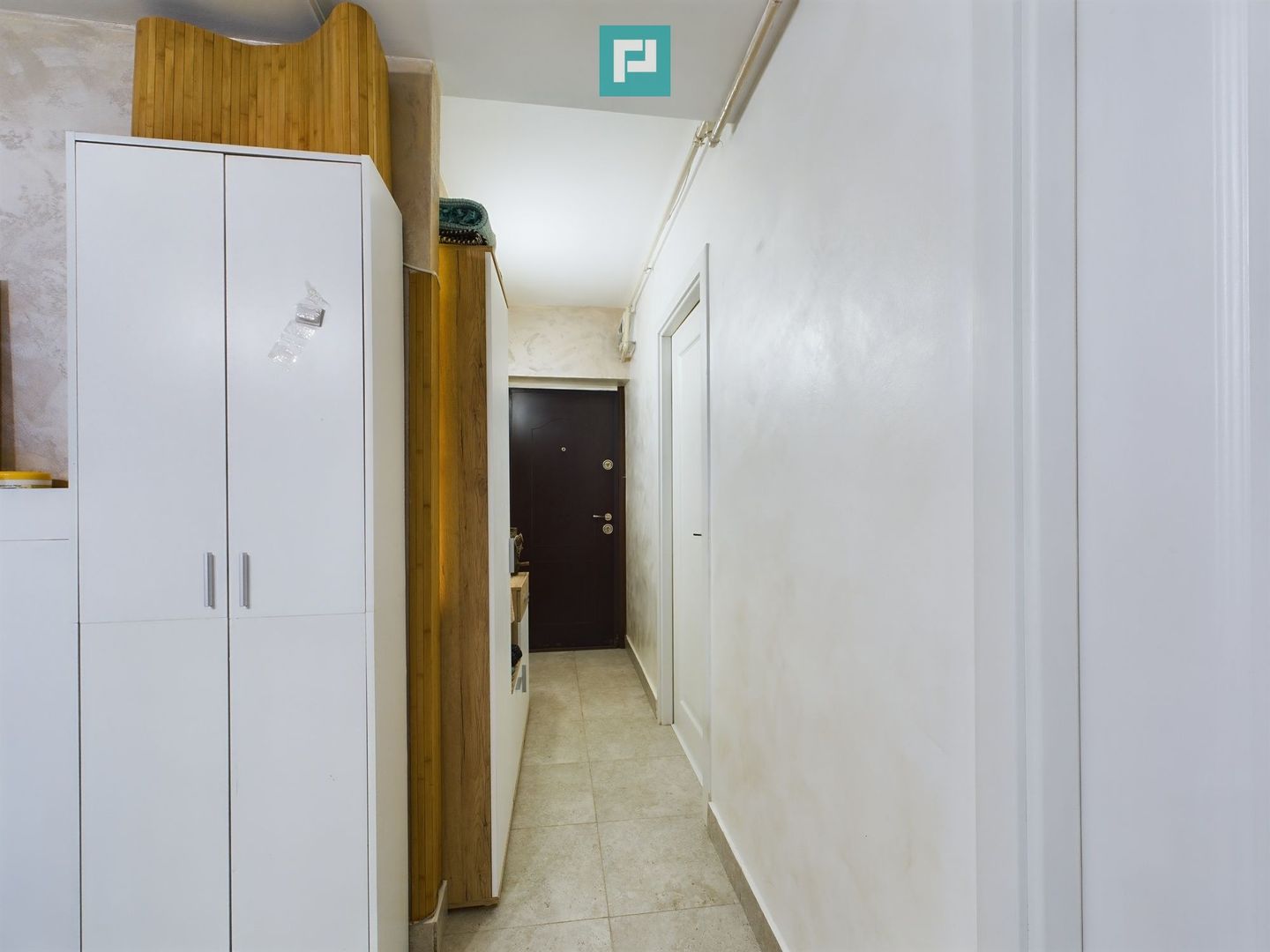 Apartament cu 2 camere la curte , renovat recent - Poză 16