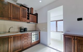 Apartament 3 camere – mobilat complet, vedere superbă,  Centrul Istori - Poză 12