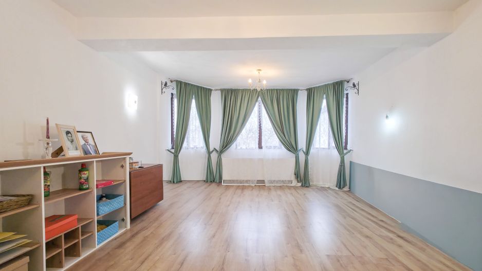 Casă 11 camere cu livadă pe Strada Republicii, Dragomirești-Deal - Poză 18