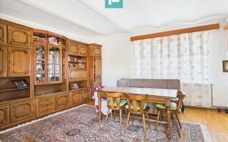 Casă cu 2 corpuri independente în Aradul Nou - Poză 17