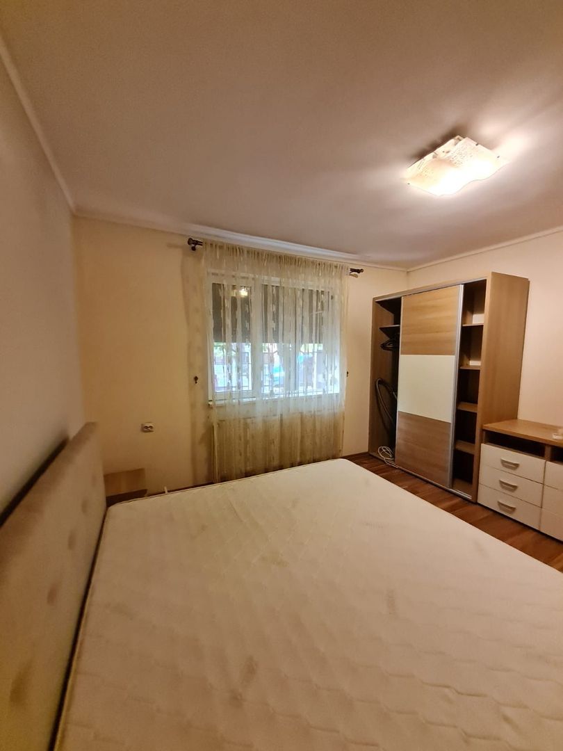 Casa cocheta zona Lipovei - Poză 15