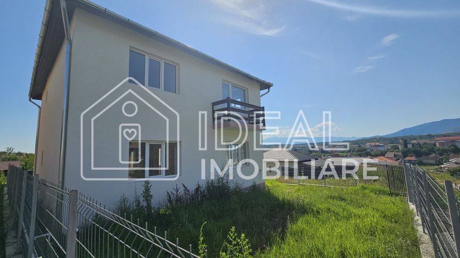 Casa cu 5 camere si vedere panoramica, in Cisnadie - Poză 1