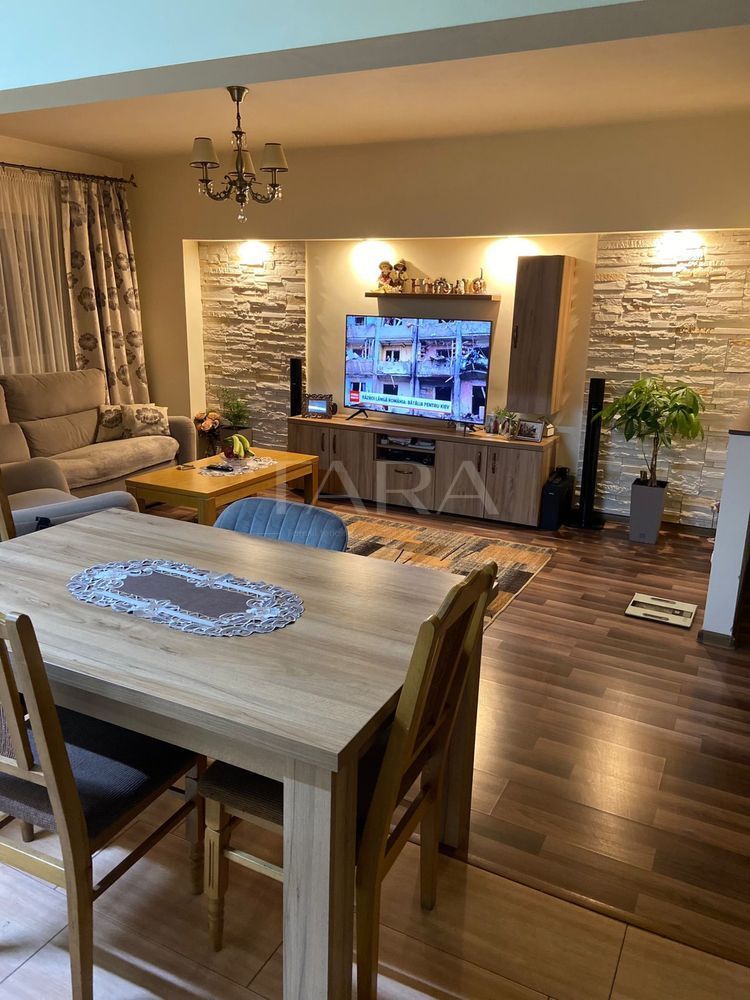 Apartament cu 4 camere în Mănăștur, zona Mc"Donalds, Primaverii. - Poză 1