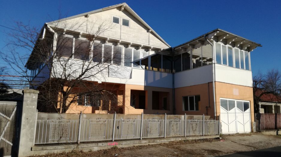 casa Banesti judetul Prahova - Poză 2