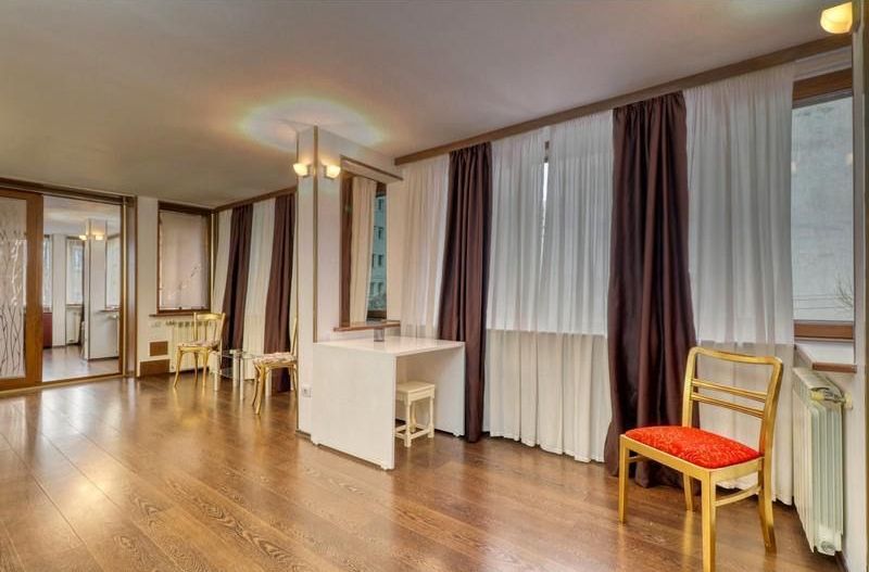 Ion Neculce | Apartament 5 camere în vilă monument - Poză 45