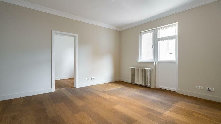 Apartament 5 Camera cu intrare proprie și curte, ideal pentru birou - Poză 7